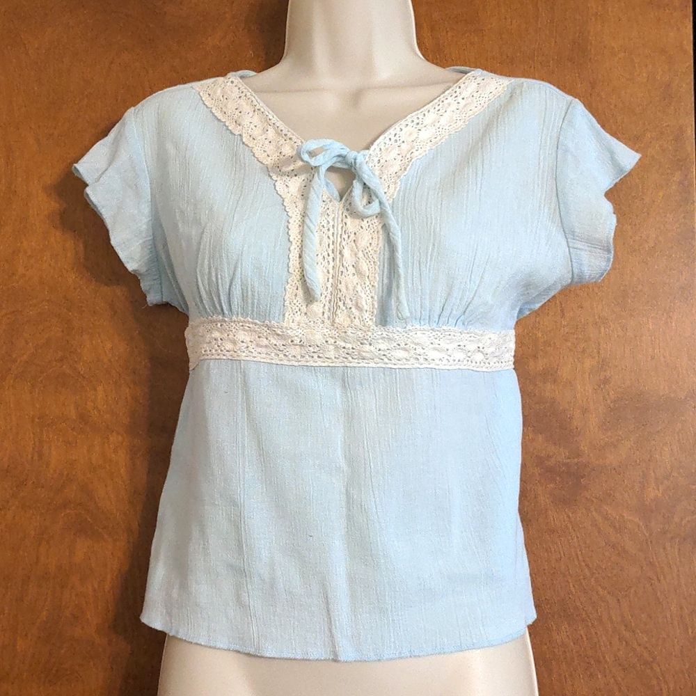 Vintage 90s sky blue crochet lace tie back keyhole peasant top sz Lg 11 13